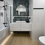 Urban Premium Baildona - 24e No 11- Free Garage