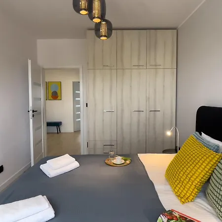 Urban Premium Baildona No 11 Free Garage, Self Check-in Apartment *