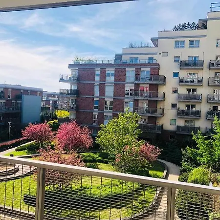 Urban Premium Baildona No 11 Free Garage, Self Check-in *