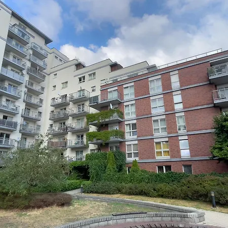 Urban Premium Baildona - 24e No 11- Balcony - Free Garage *