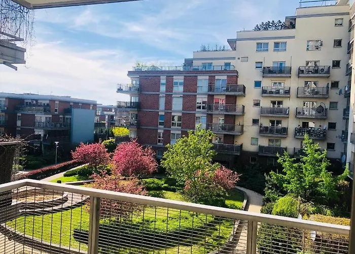 Urban Premium Baildona No 11 Free Garage, Self Check-in *